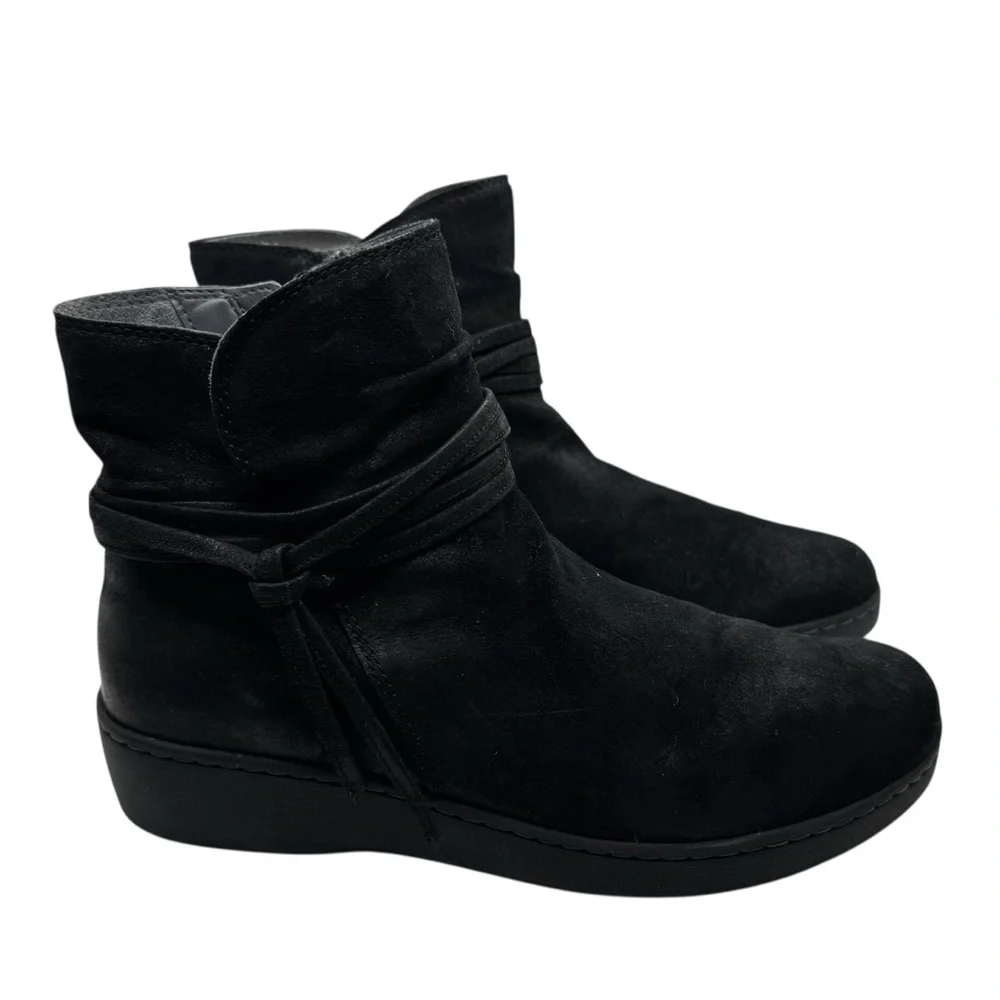 Dansko Black Suede Ankle Boots Evelyn Wedge Heel Side Zip Women's 38 Classic